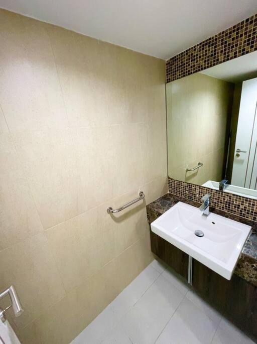 60Sqm Luxury 1 Bed - Pattaya City Centre - Centara Avenue Residences - 704 Exterior photo